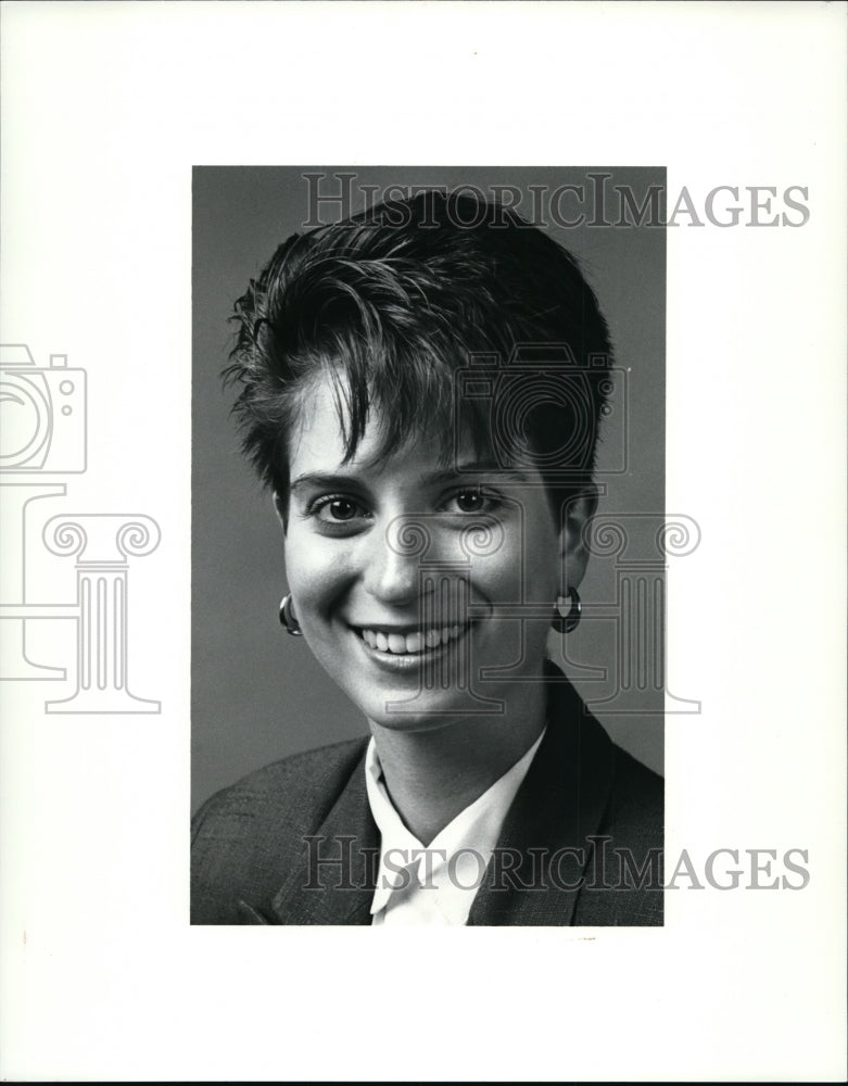 1990 Press Photo New Copy Editor, Elizabeth McIntyre. - cvb06524 - Historic Images