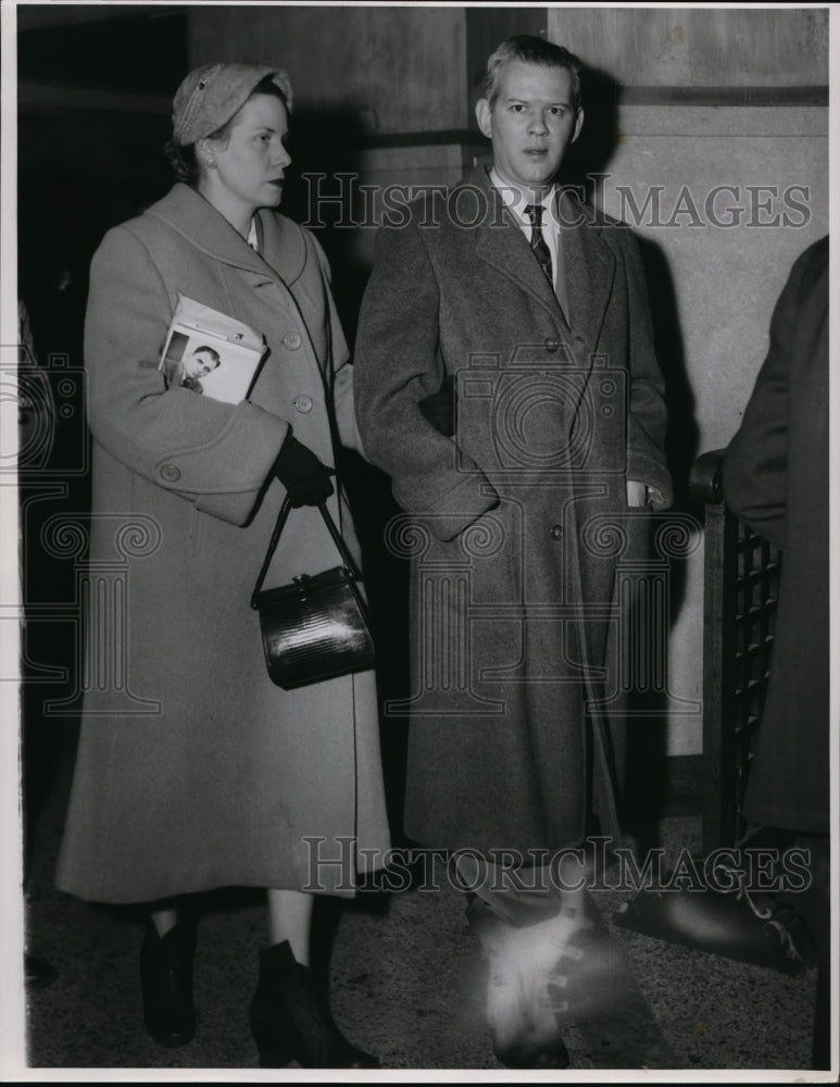 1954 Press Photo Mr. &amp; Mrs. Richard Sheppard Dr. Sheppard Murder Trial - Historic Images