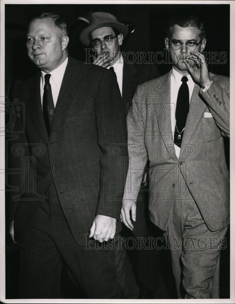 1954 Press Photo Srthur E. Petersilge and Dr. Steve Sheppard. - cvb06585-Historic Images