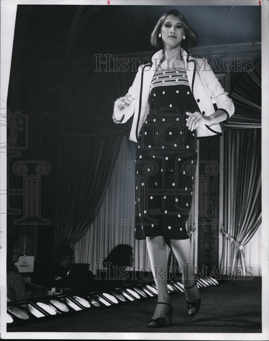 1981 Press Photo Fashion, Spring and Summer 1981. - cvb06605 - Historic Images