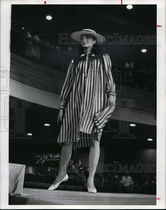 1981 Press Photo Model Wearing Nipon Stripe Chemise - cvb06653 - Historic Images
