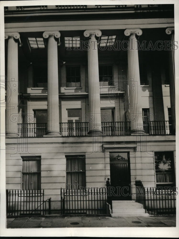 1936, New home of Mrs. Ernest &quot;Wally&quot; Simpson. Duchess of Windsor. - Historic Images