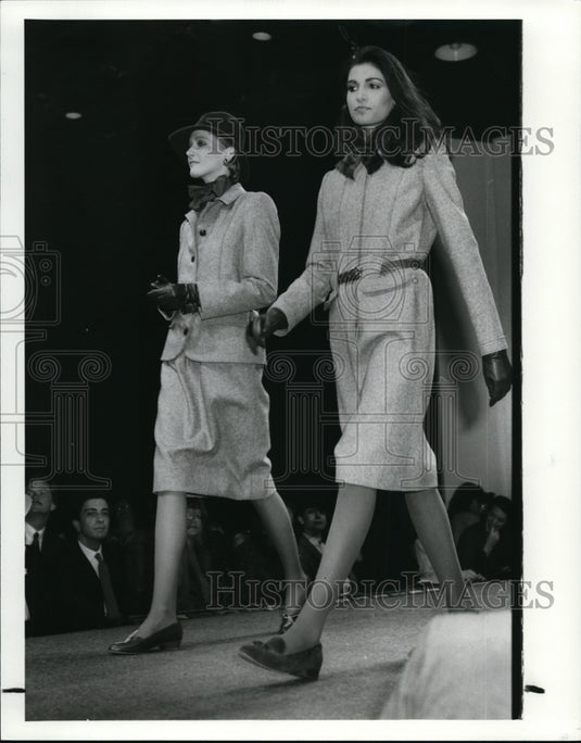 1982 Press Photo Women's Fashions of 1982. - cvb07181 - Historic Images