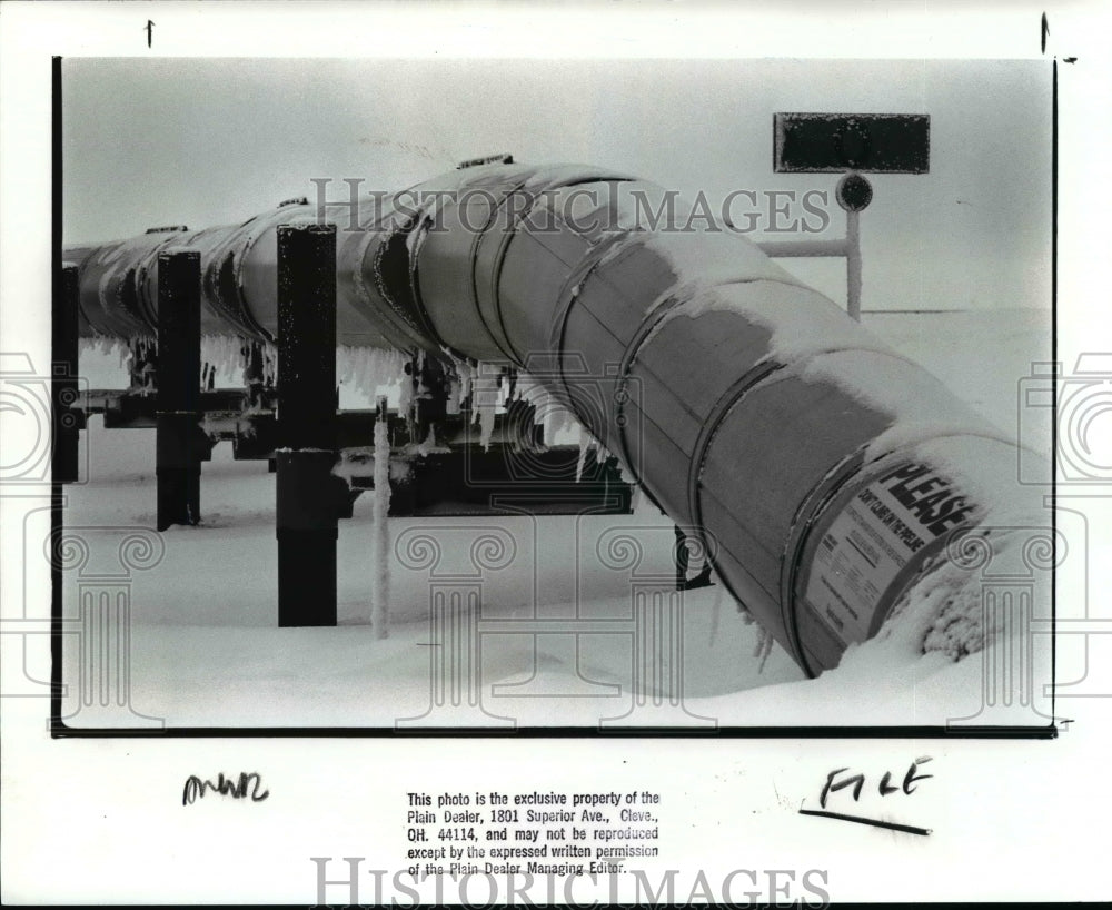 1988, Alaska pipeline - cvb07333 - Historic Images