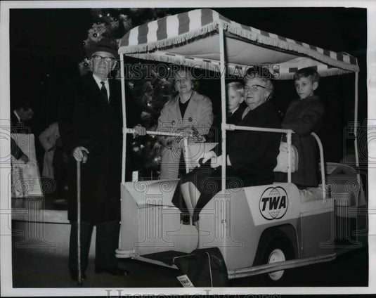 1967 Family Style-Historic Images