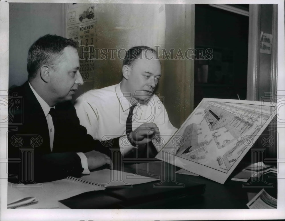 1960 Gorge Carvelas (left) and Edwin H. Folk-Historic Images