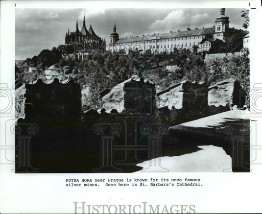 1989 Press Photo St. Barbara's Cathedral, Kutna Hora, near Prague. - cvb07909 - Historic Images