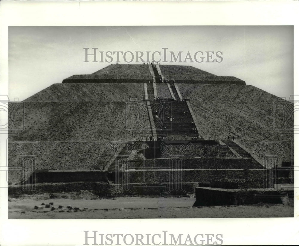 1986 Press Photo Pyramid of the Sun, Teotihuacan Archeological Zone of Mexico - Historic Images