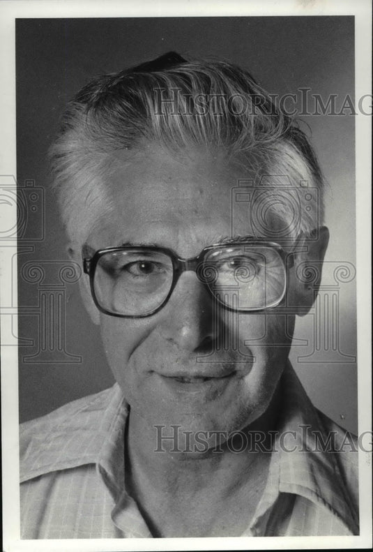 1983 Press Photo Luke Miglionico, art misch - cvb08293 - Historic Images
