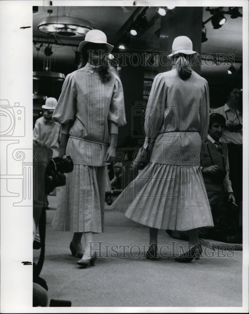 1982 Press Photo Spring Fashion 1982 - cvb08670 - Historic Images