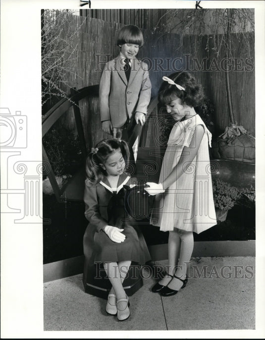 1982 Press Photo Childrens fashion at Cleveland Garden Center - cvb08738 - Historic Images