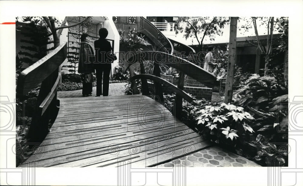 1979 Press Photo Walk bridge-Westlake Ohio - cvb09250 - Historic Images