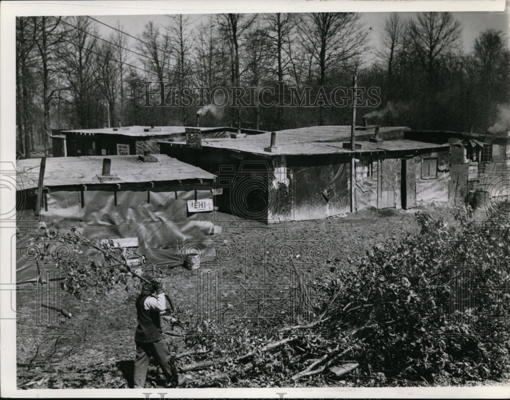 1941 Press Photo Condemned Shantytown in Portage County, Ohio - cvb09330 - Historic Images