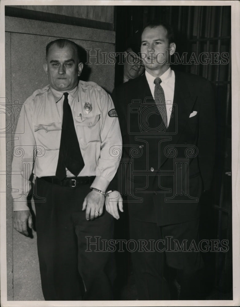 1955 Press Photo Deputy Sheriff Walter Opalka, Dr. Sam Sheppard - cvb09517- Historic Images