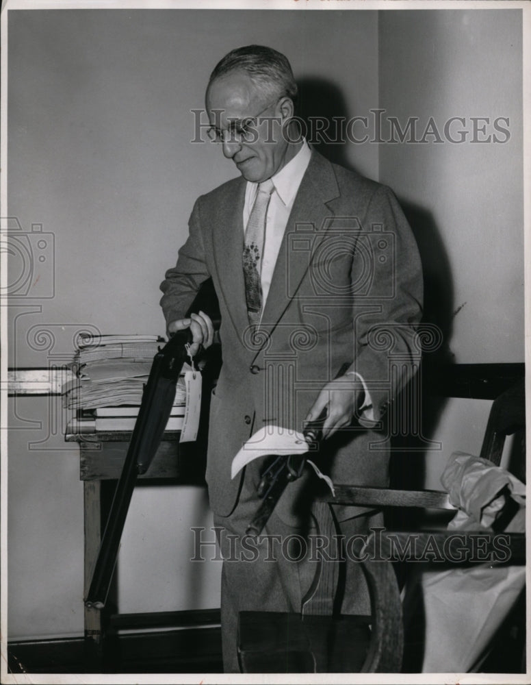 1954 Press Photo Dr. Sam Gerber - cvb09548-Historic Images