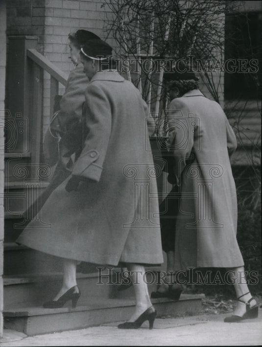1955 Dorothy in center-Historic Images