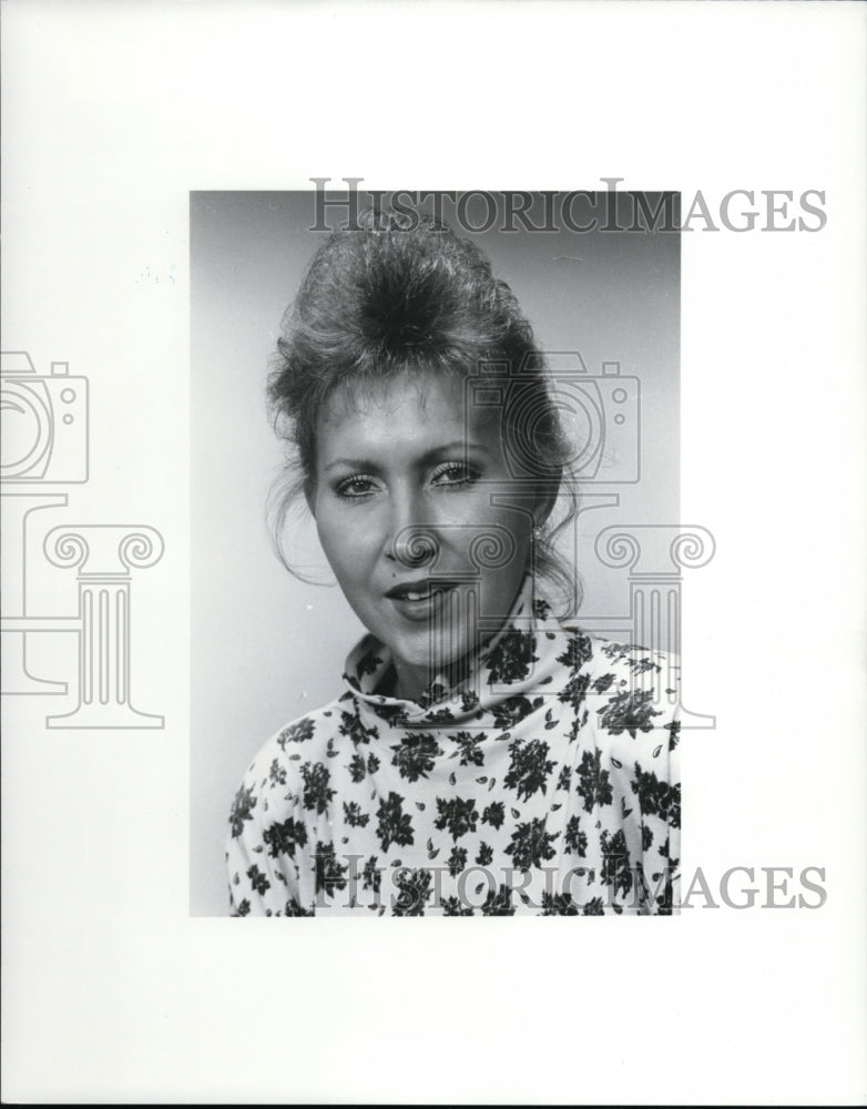 1988, Kathy Wiggerhorn, New Employee - cvb09723 - Historic Images