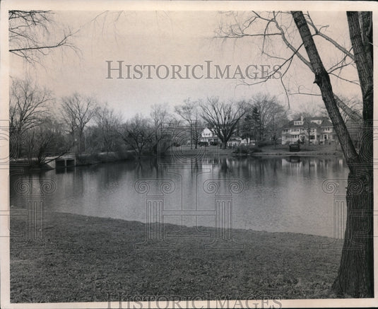 1971 Ohio Shakers Heights, West End of Green Lake-Historic Images