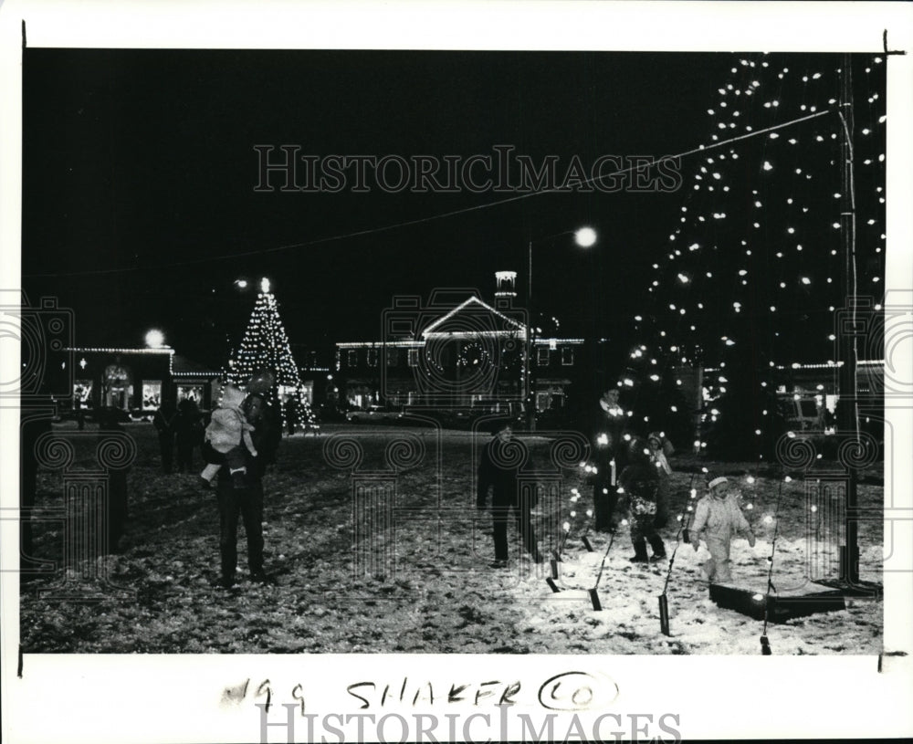 1989 Press Photo Sixtieth anniversary holiday lighting ceremony - cvb09998 - Historic Images