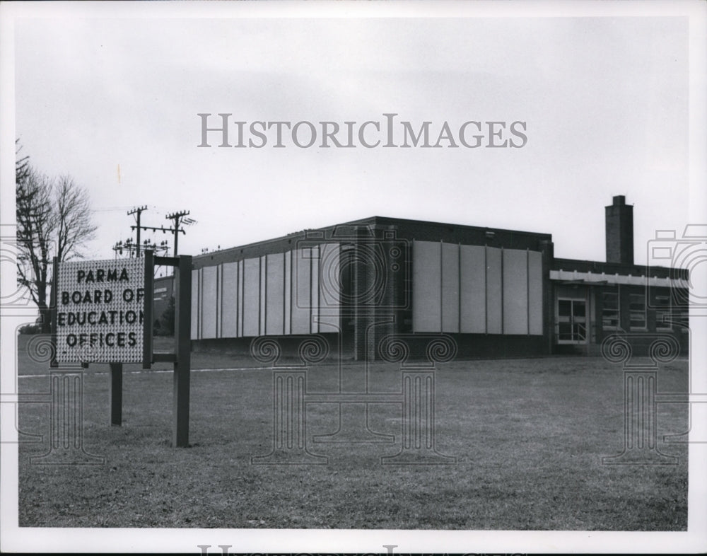 1965 Parma Board of Education Offices, Parma, Ohio-Historic Images