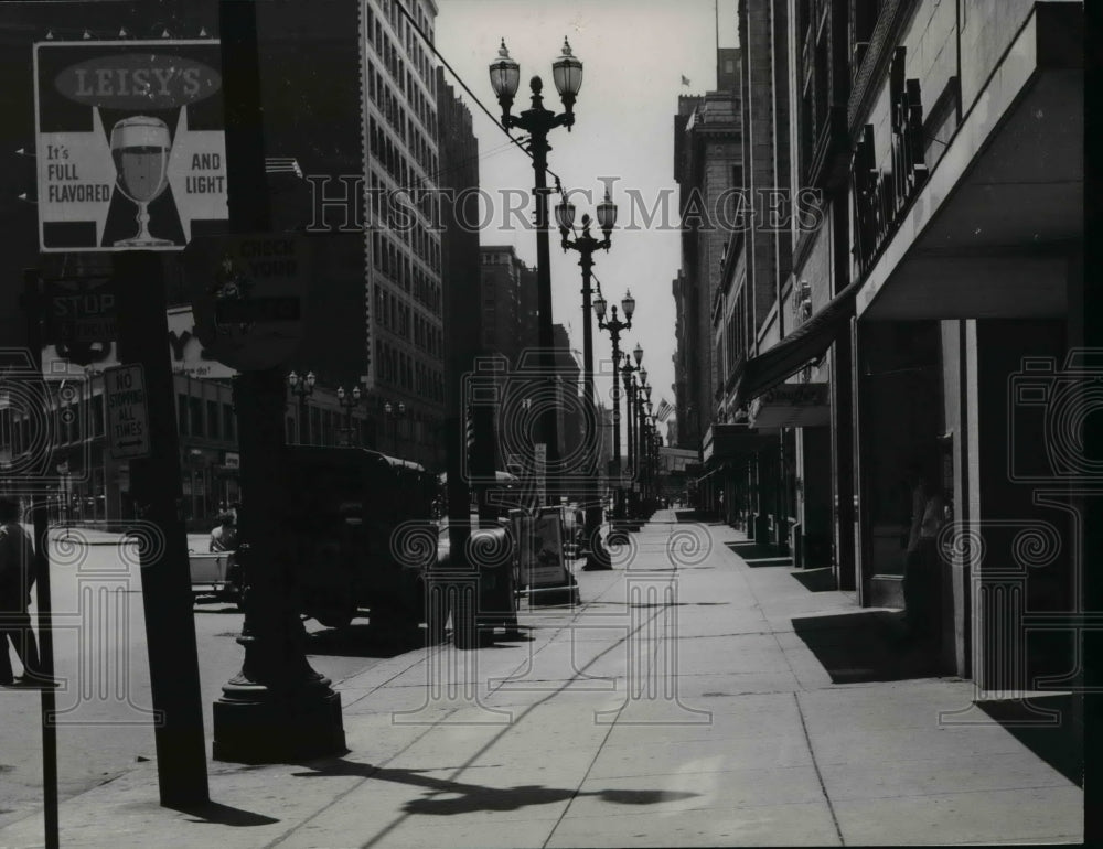 1954 Press Photo 15th Euclid Streets looking West during alert - cvb10377 - Historic Images