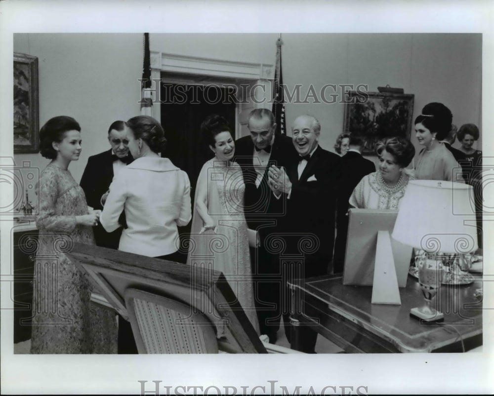 1970 Press Photo Pres. and Mrs. Lyndon B. Johnson groups 1967 - cvb10532 - Historic Images