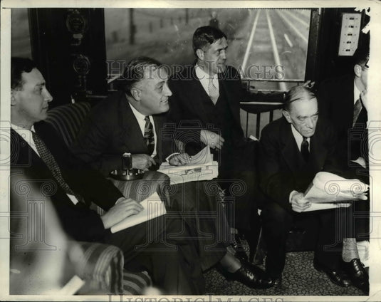 1933, Gov Roosevelt; Guernsey Cross & MH Howe, his secretaries - Historic Images
