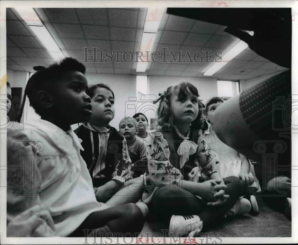 1972 Mrs Nola Butler captivates her kindergarten students attention-Historic Images