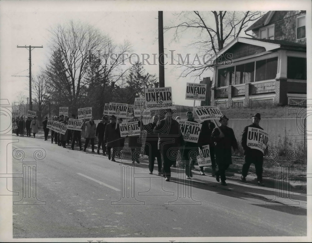 1967, Anti Bob Schmilt-picket - cvb11036 - Historic Images