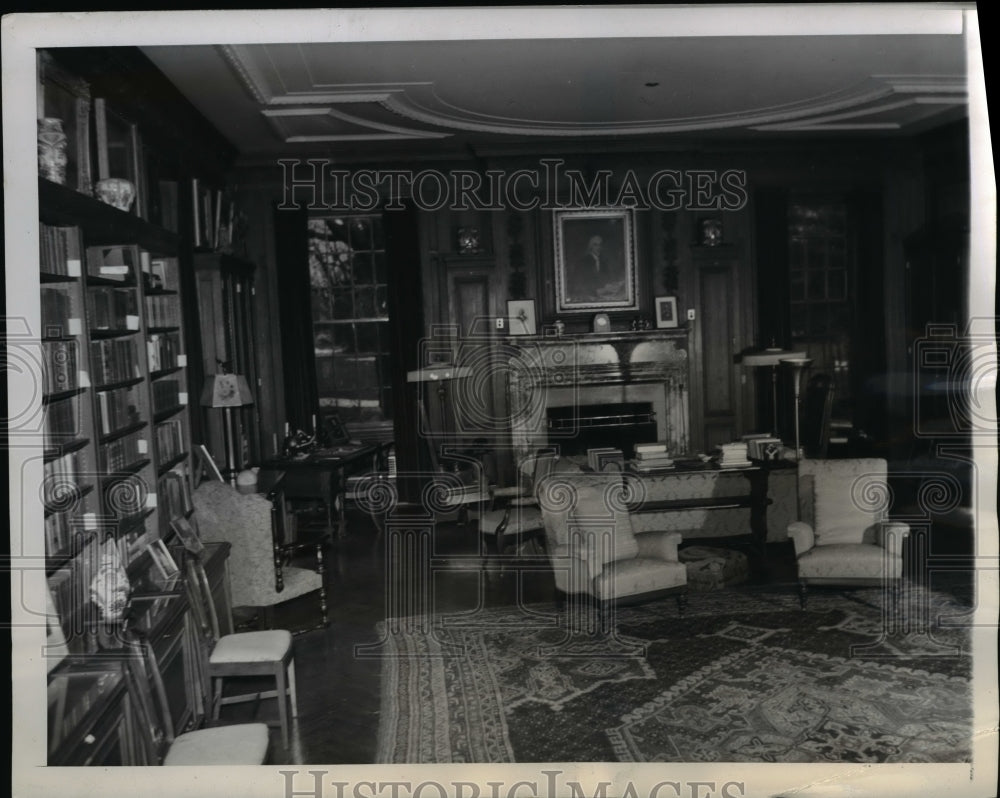 1946, Living room of President Franklin D. Roosevelt - cvb11313 - Historic Images