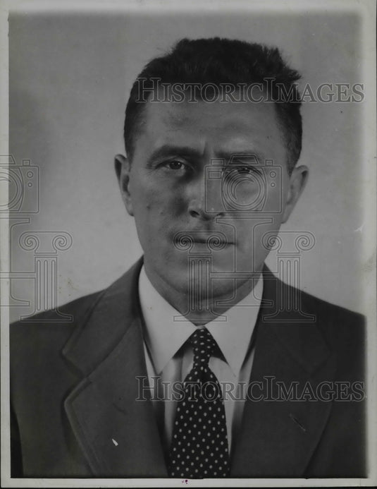 1946 Press Photo Charles A. Vanik former Councilman & Board of Education - Historic Images