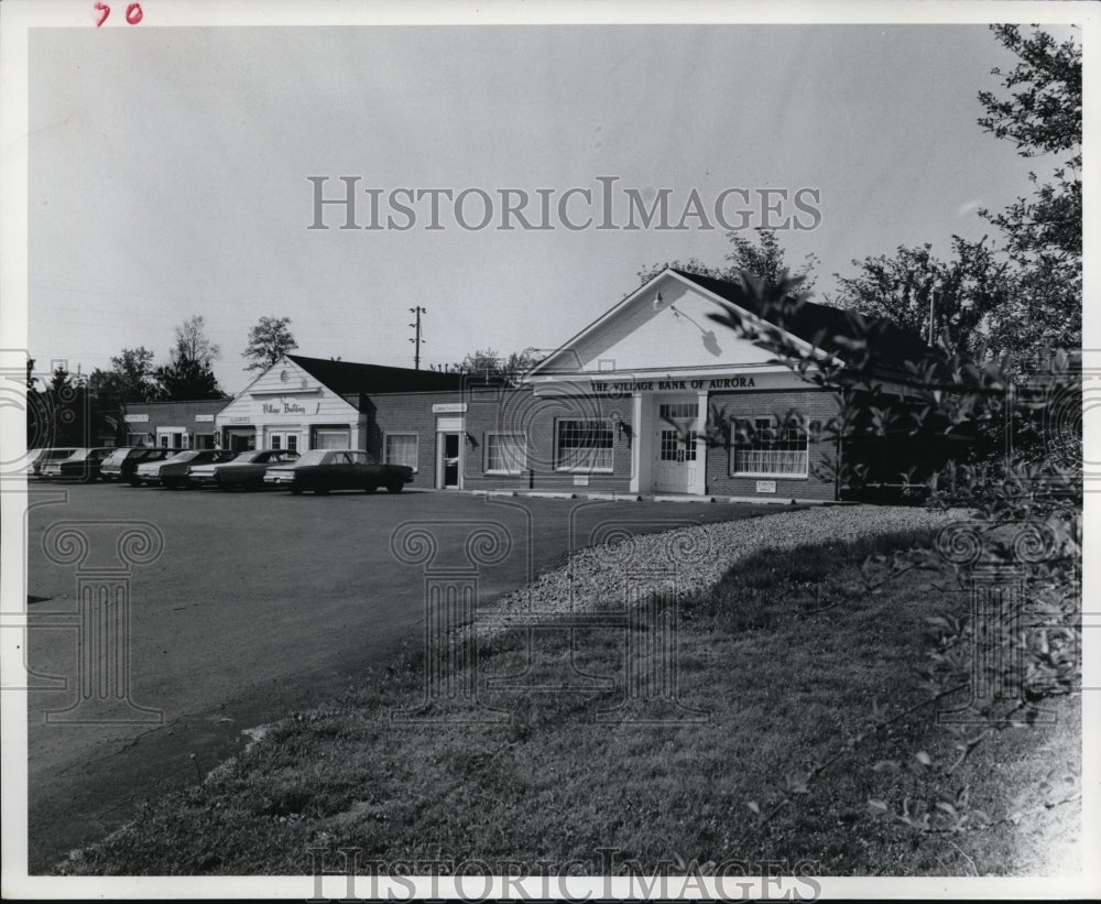 1970 Press Photo The Village Bank Of Aurora, Aurora, Ohio - cvb11622 - Historic Images