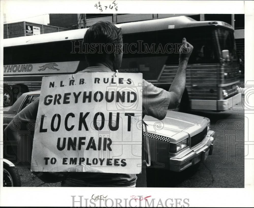 1921 Press Photo Dennis Smith-Greyhound strike - cvb11827-Historic Images
