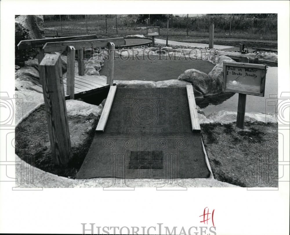 1991 Press Photo 13th Hole at Funland on Berea Road - cvb11966 - Historic Images