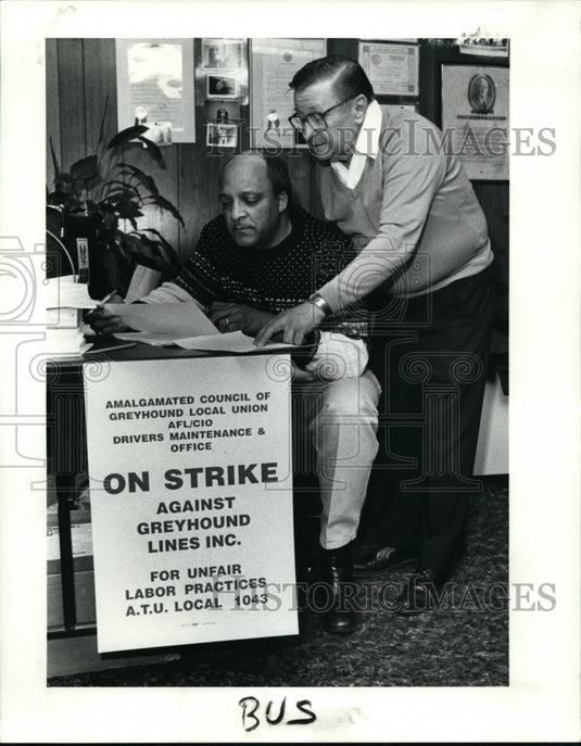 1990 Press Photo Greyhound Union executive board members San Mack & Jim Ondreuca - Historic Images