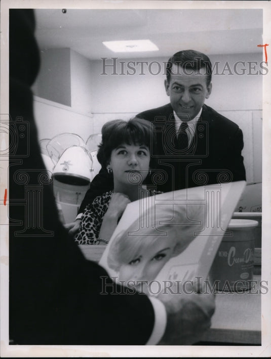 1966, Plain Dealer's Janet McCue-electronic hair coloring - cvb12231 - Historic Images