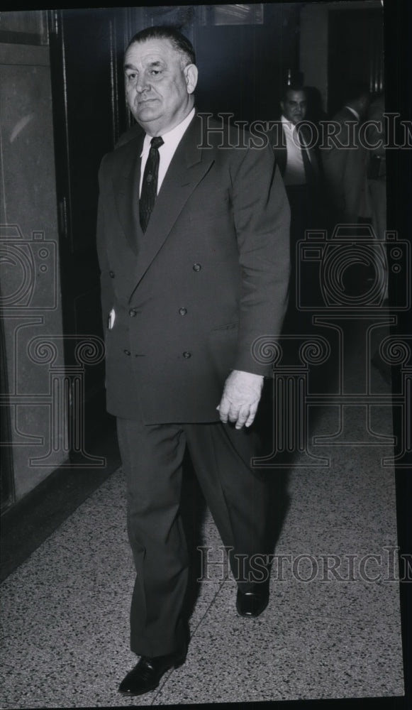 1954 Press Photo Detective Carl Rossback - cvb12265 - Historic Images