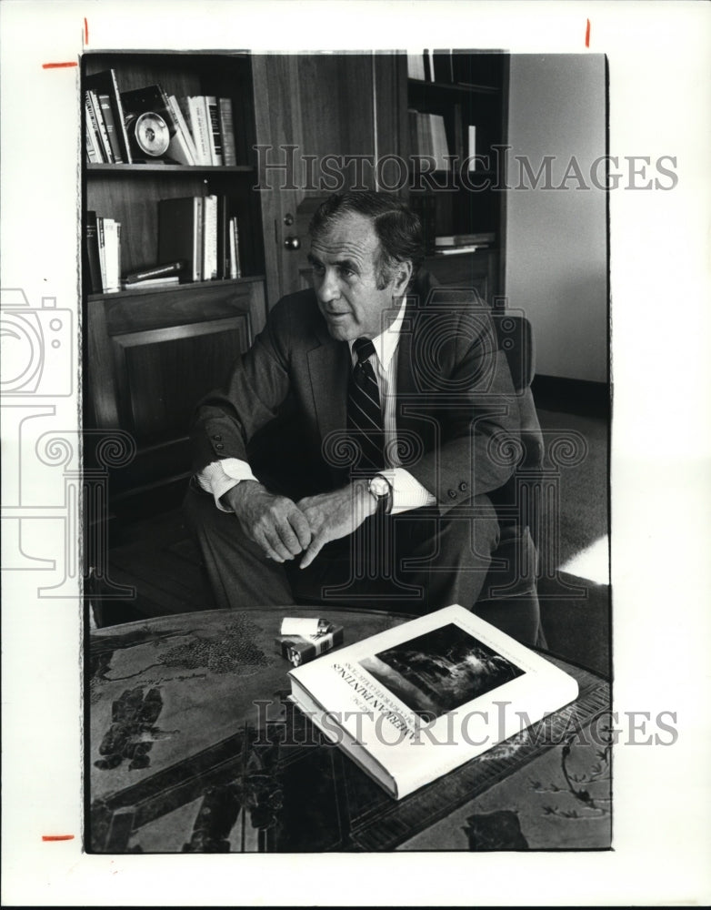 1981 Press Photo Mr. Brock Weir, chairman AmeriTrust Bank - cvb12605 - Historic Images