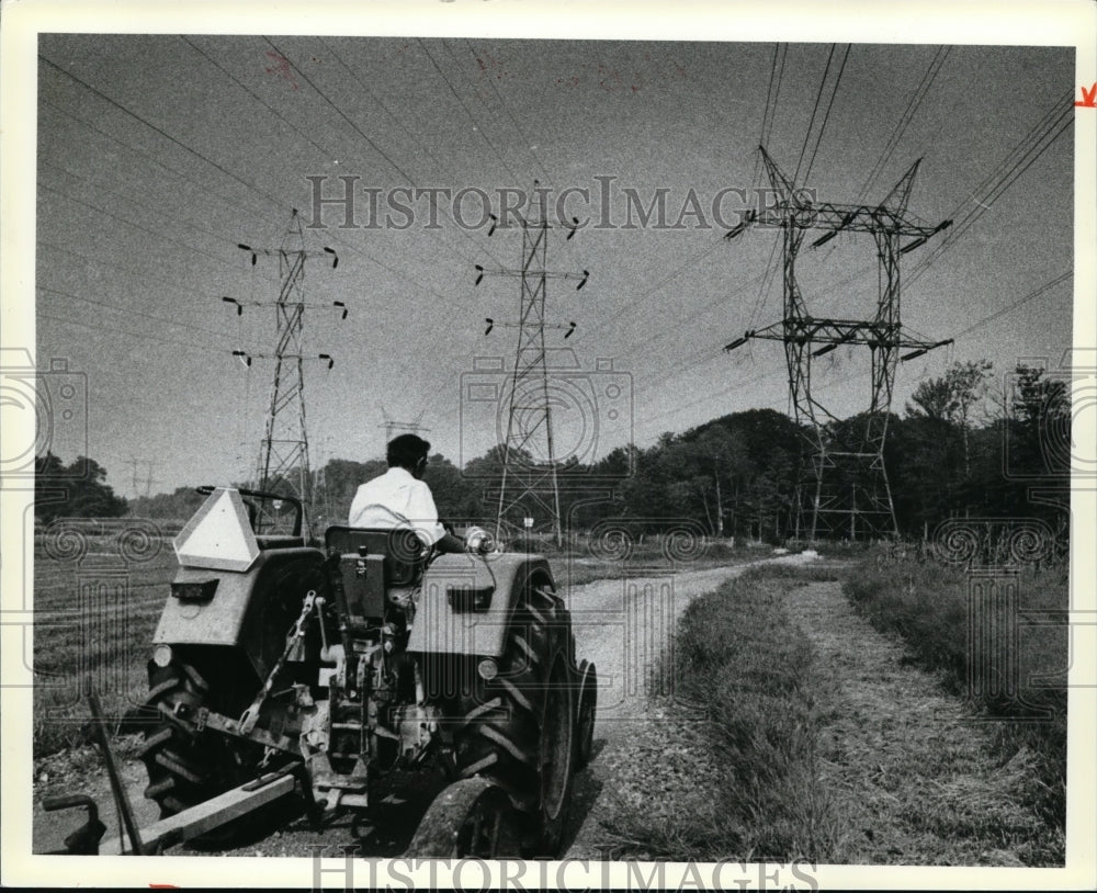 1979 Press Photo CEI Power lines-Leroy Township - cvb12696 - Historic Images