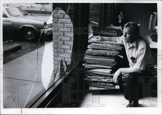 1978 Press Photo Ray Prock's carpet store on State Rd. - cvb12782 - Historic Images