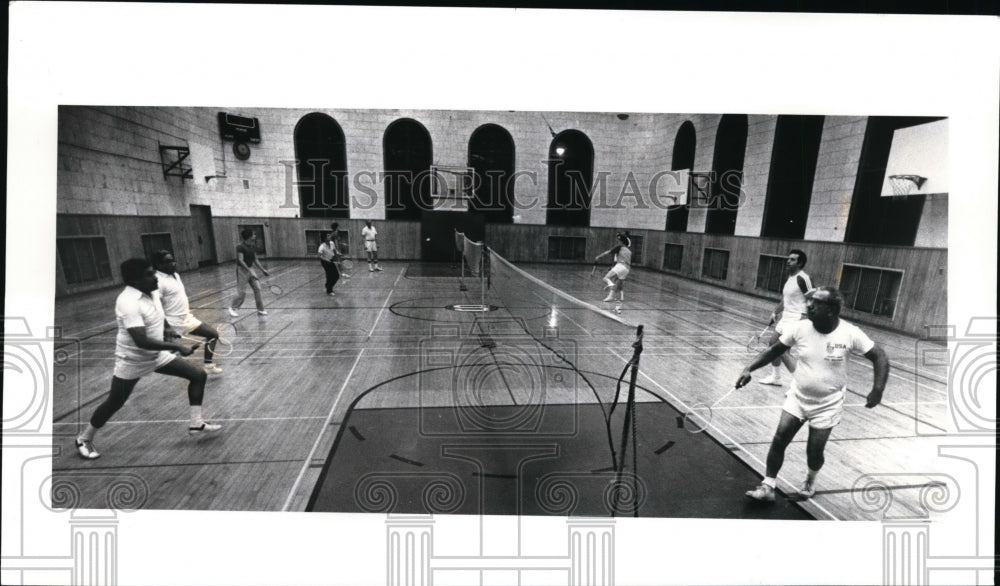 1983 Press Photo Three courts of fast pace badminton at Shaker Height High - Historic Images