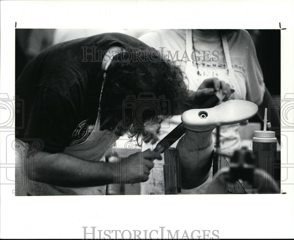 1991 Press Photo Ed Kellatis sand down the leg - cvb12961 - Historic Images