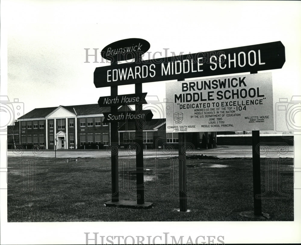 1986 Press Photo Brunswick Middle School - cvb12974 - Historic Images