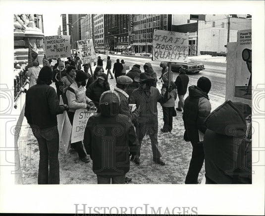 1981 Press Photo Military Draft and Demonstration - cvb13185 - Historic Images