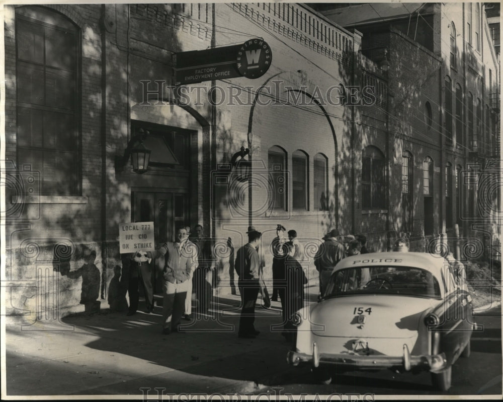 1955 Peaceful and amiable picket line at Westinghouse, W58th-Historic Images