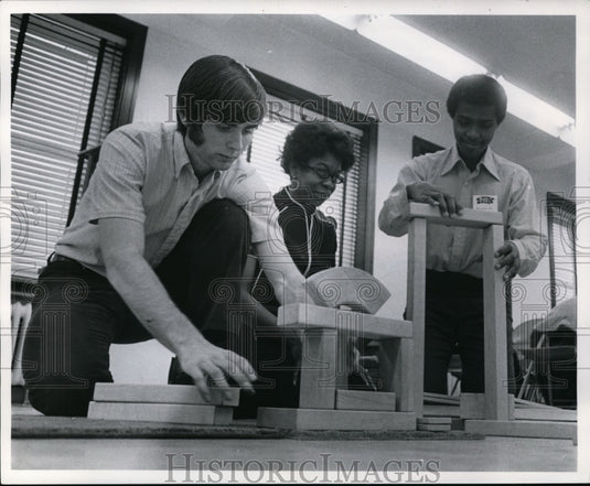 1971, Mrs. Ruth Butts, consulting teacher in pre-kindergarten - Historic Images