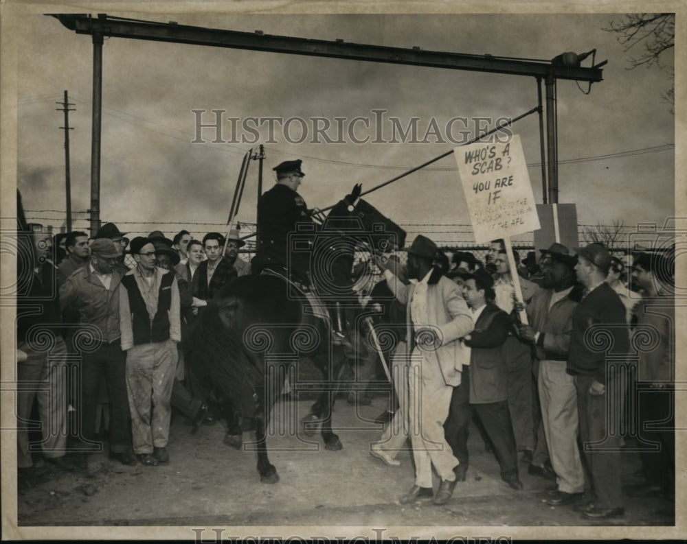 1954 Press Photo Park Drop Forge Company Strike - cvb13274 - Historic Images