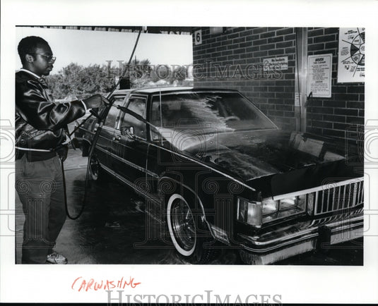 1990 Press Photo Car Wash - cvb13298 - Historic Images