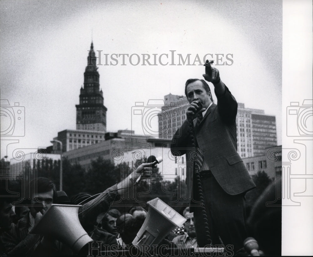 1972, Robert Brindza at City Workers Union meeting - cvb13303 - Historic Images
