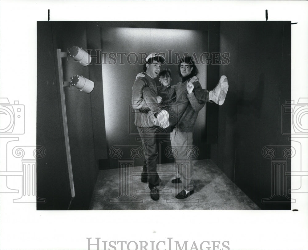 1988 Press Photo Rising Star Recording Studio - cvb13394 - Historic Images